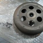 ΚΑΠΑΚΙ ΤΡΟΧΑΛΙAΣ ΟΠΙΣΘΙΑ X-MAX250 UP250E