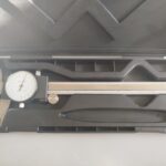 Εργαλείο παχύμετρο με ΡΟΛΟΙ