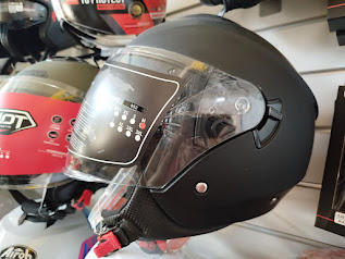 Κράνος Μ YOHE 852 SV μαύρο ματ